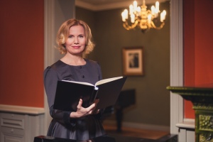 Sängerin, Moderatorin und Autorin Ines Hommann
