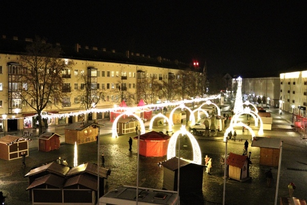 Lichterglanz auf dem Dessauer Marktplatz